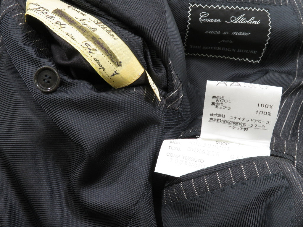 【中古】チェーザレ アットリーニ Cesare Attolini ストライプ柄 ウール 3つボタンスーツ チャコールグレーxホワイト【サイズ52】【GRY】【A/W】【状態ランクB】【メンズ】