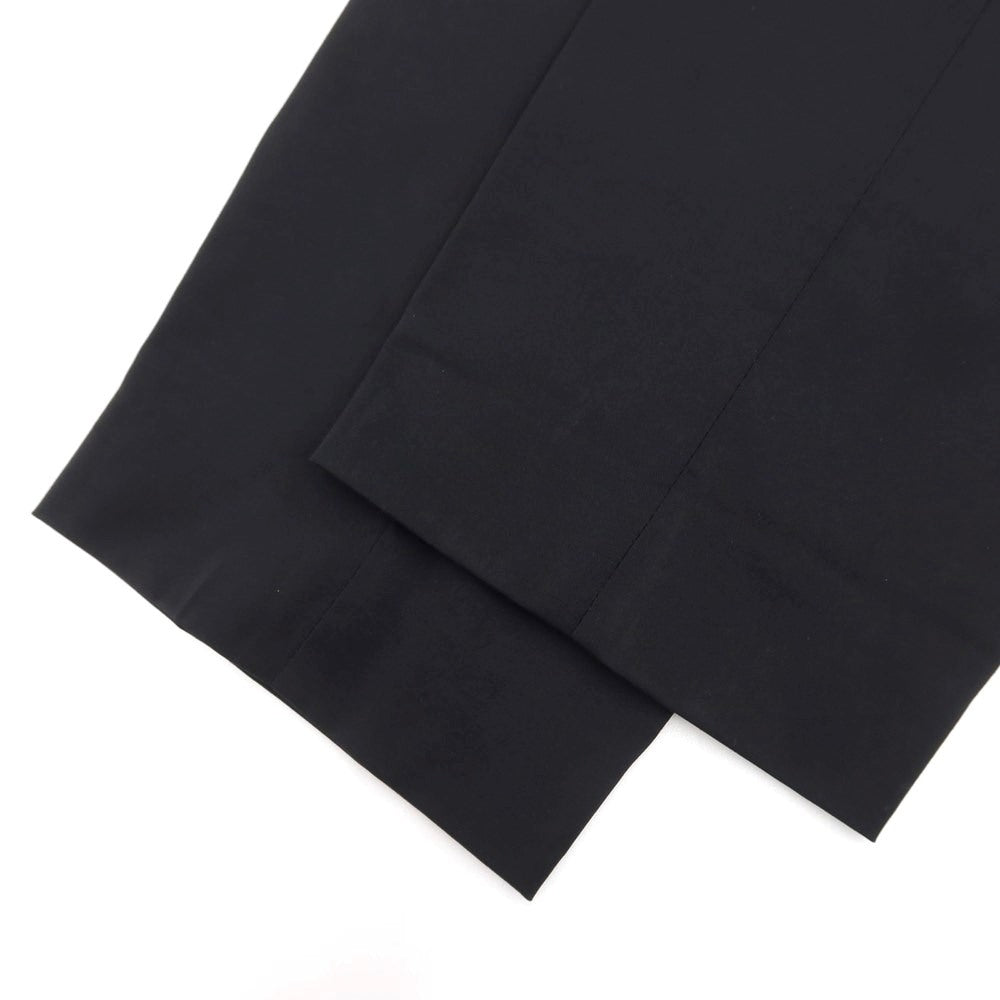 【新品】ピーティートリノ PT TORINO Active ウールナイロン カジュアルスラックスパンツ
ブラック【サイズ48】【BLK】【S/S】【状態ランクN】【メンズ】
【759491】