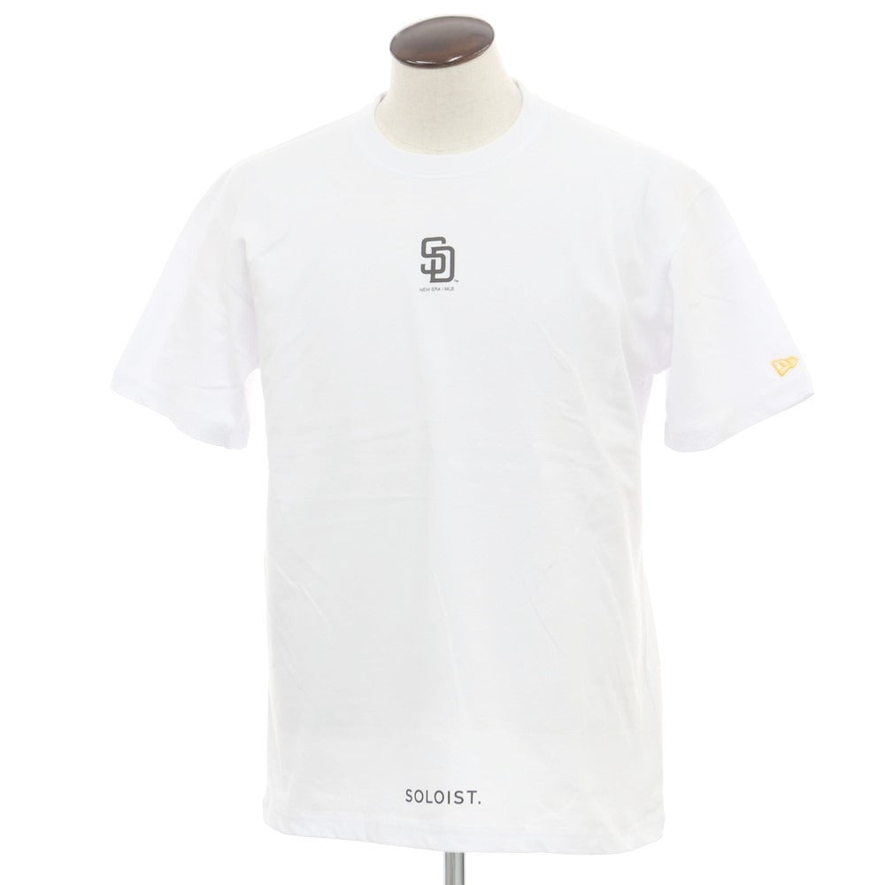 【中古】タカヒロミヤシタザソロイスト TAKAHIRO MIYASHITA The SoloIst. × NEW ERA 2024年秋冬 コットン クルーネック 半袖Tシャツ ホワイト【 XL 】【 状態ランクA 】【 メンズ 】