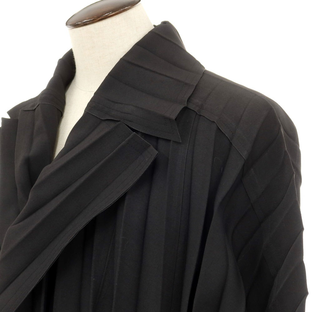 【中古】オム プリッセ イッセイミヤケ HOMME PLISSE ISSEY MIYAKE 2024年秋冬 プリーツ ガウンコート ブラック【 表記なし(L位) 】【 状態ランクB 】【 メンズ 】