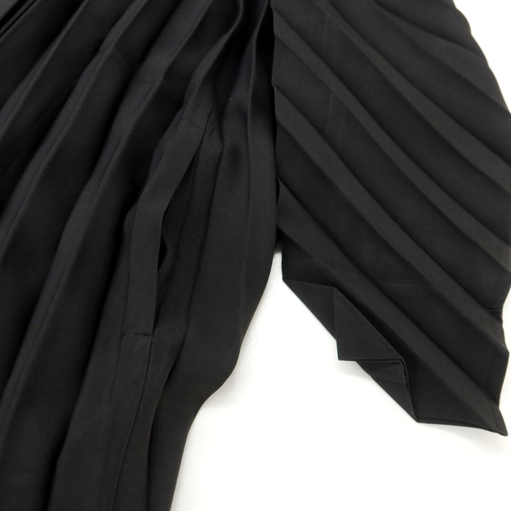 【中古】オム プリッセ イッセイミヤケ HOMME PLISSE ISSEY MIYAKE 2024年秋冬 プリーツ ガウンコート ブラック【 表記なし(L位) 】【 状態ランクB 】【 メンズ 】