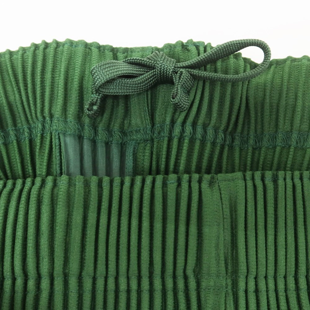 【中古】オム プリッセ イッセイミヤケ HOMME PLISSE ISSEY MIYAKE 2024年秋冬 MONTHLY COLOR AUGUST プリーツ イージーパンツ グリーン【サイズ表記なし(L位)】【GRN】【S/S/A/W】【状態ランクA】【メンズ】