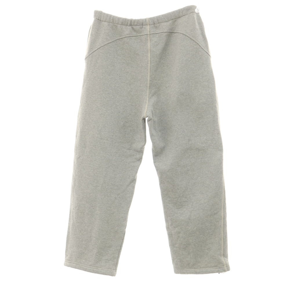 【中古】ワイルドシングス WILDTHINGS × THRIFTWEARMARKET & FLEAMARKET TOUrr × Firsthand 2024年秋冬 コットン系 スウェットパンツ ライトグレー【 表記なし(L位) 】【 状態ランクB 】【 メンズ 】