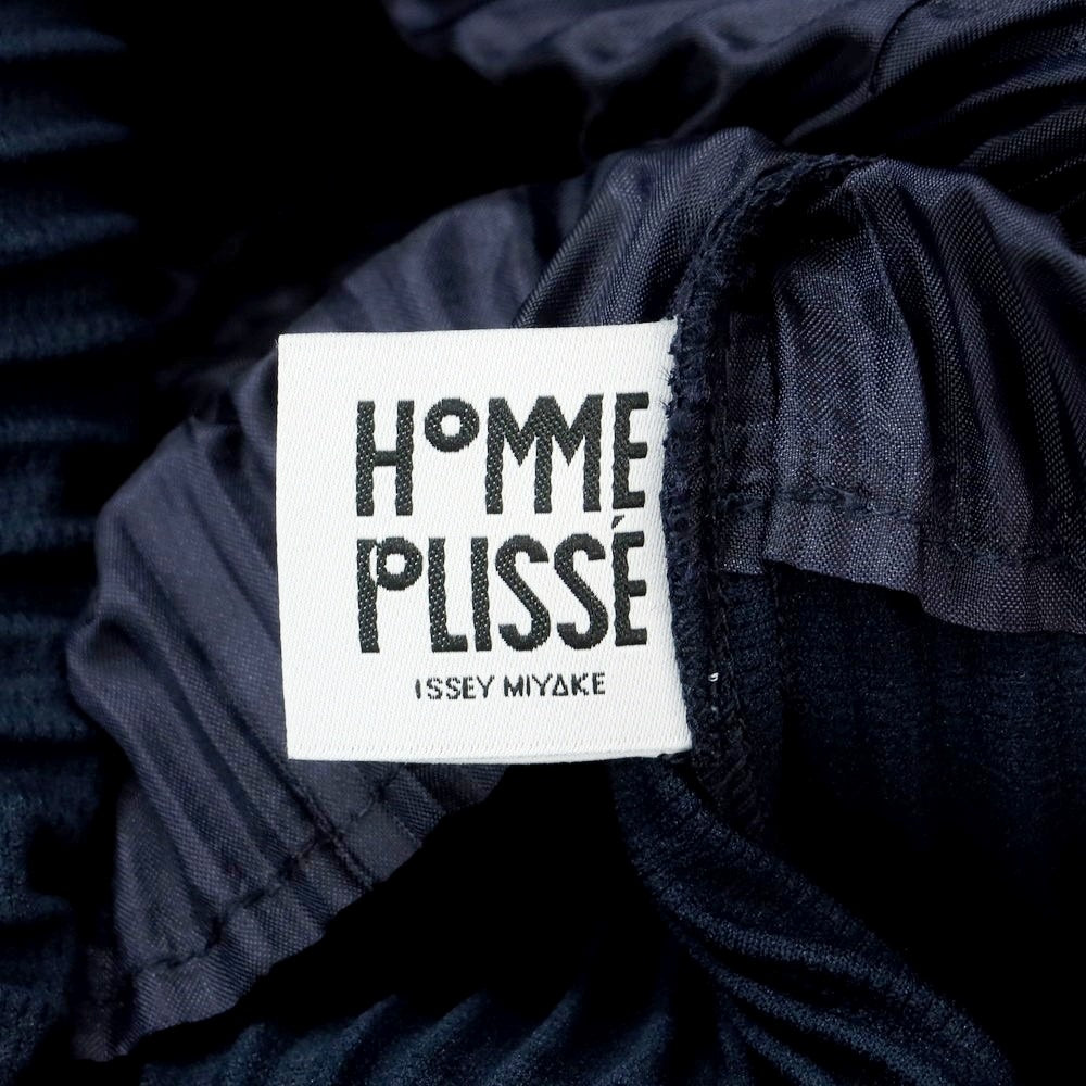 【中古】オム プリッセ イッセイミヤケ HOMME PLISSE ISSEY MIYAKE 2024年秋冬 プリーツ加工 ロングコート ネイビー【 表記なし(L位) 】【 状態ランクA 】【 メンズ 】