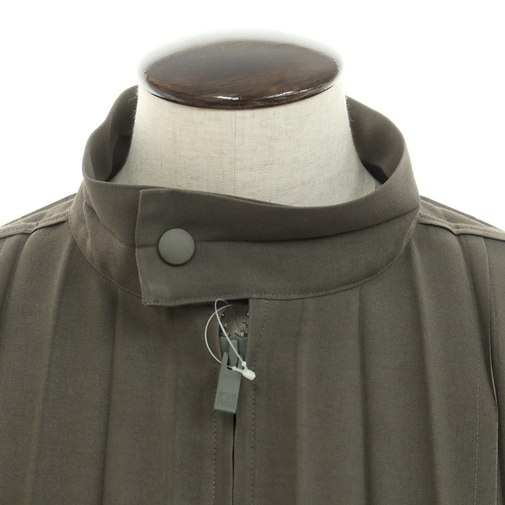 【中古】オム プリッセ イッセイミヤケ HOMME PLISSE ISSEY MIYAKE プリーツ加工 ブルゾン グレイッシュカーキ【 表記なし(L位) 】【 状態ランクA 】【 メンズ 】