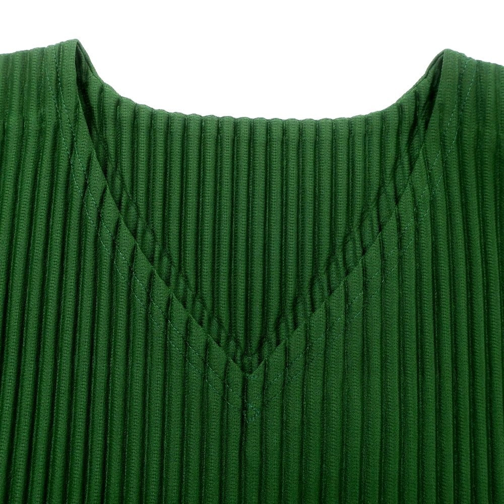 【中古】オム プリッセ イッセイミヤケ HOMME PLISSE ISSEY MIYAKE 2024年秋冬 プリーツ Vネック ノースリーブ カットソー グリーン【 表記なし(L位) 】【 状態ランクA 】【 メンズ 】