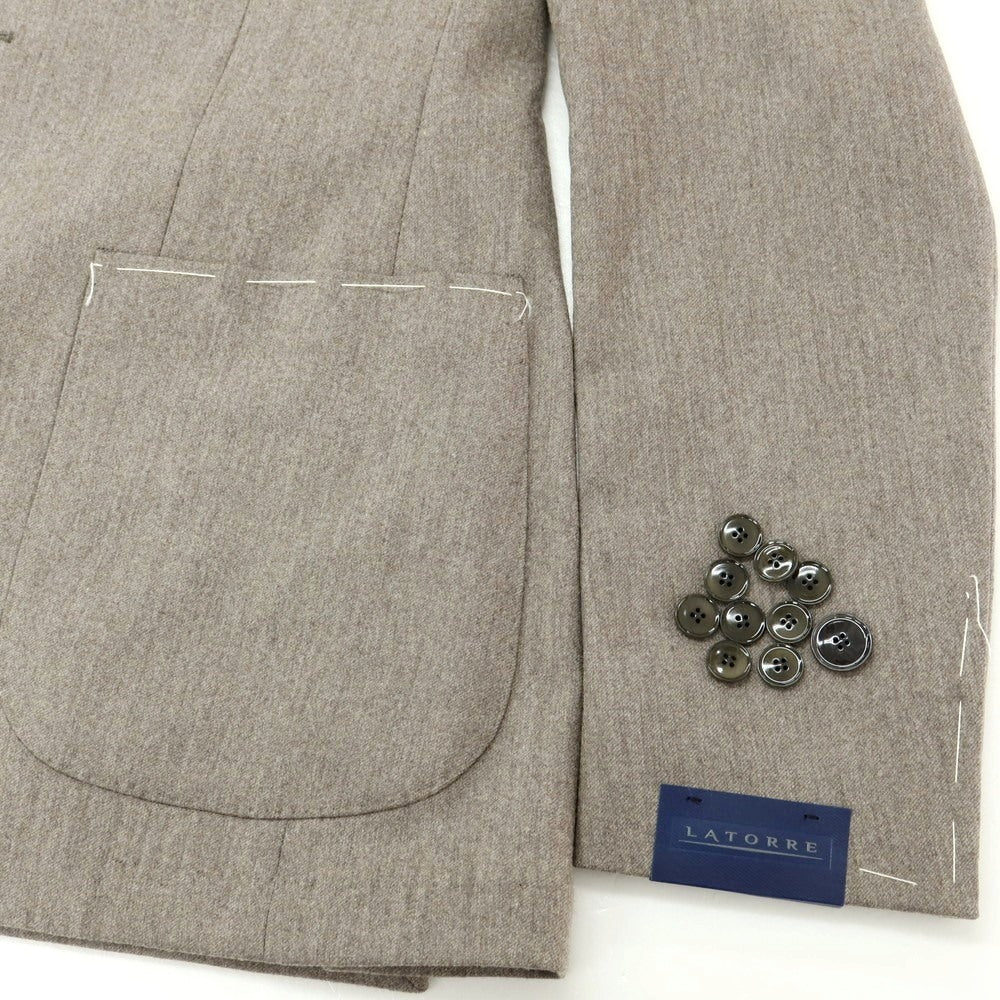 【新品】サルトリア ラトーレ SARTORIA LATORRE ストレッチウール 2つボタンスーツ グレージュ【 44 】【 状態ランクN 】【 メンズ 】