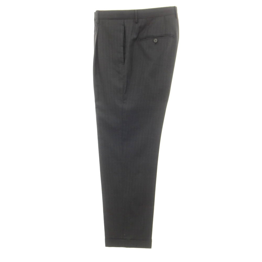 【中古】タリアトーレ TAGLIATORE ISETAN別注 ウール ストライプ 2つボタンスーツ ダークグレー【 表記不明(L位) 】【 状態ランクD 】【 メンズ 】