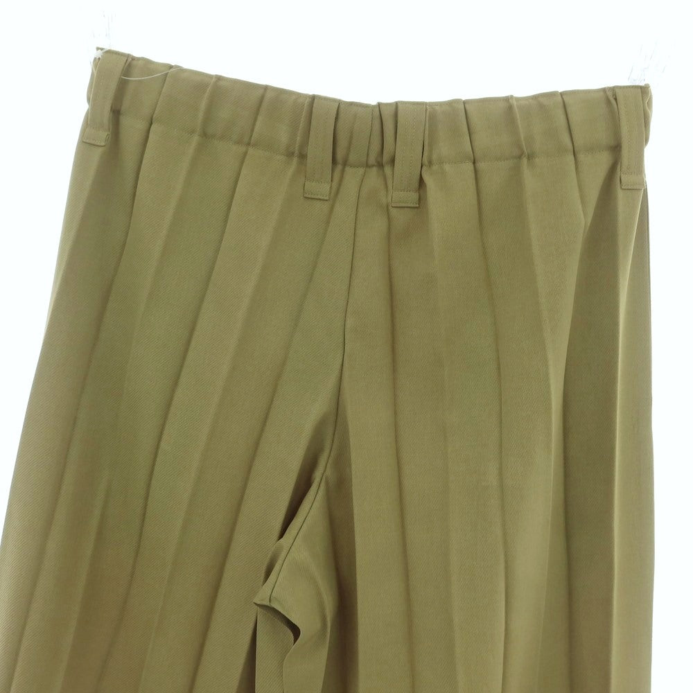 【中古】オム プリッセ イッセイミヤケ HOMME PLISSE ISSEY MIYAKE 2025年春夏 ポリエステル系 プリーツ ストレートパンツ グリーン【 表記なし(L位) 】【 状態ランクA 】【 メンズ 】