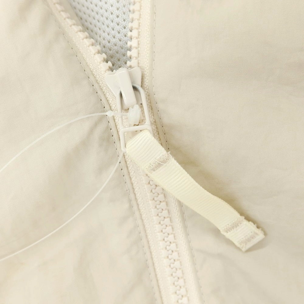 【中古】サタデーズ ニューヨークシティ Saturdays NYC 2025年春夏 ナイロン スタンドカラー ジップアップ トラックジャケット ライトベージュ【 L 】【 状態ランクC 】【 メンズ 】