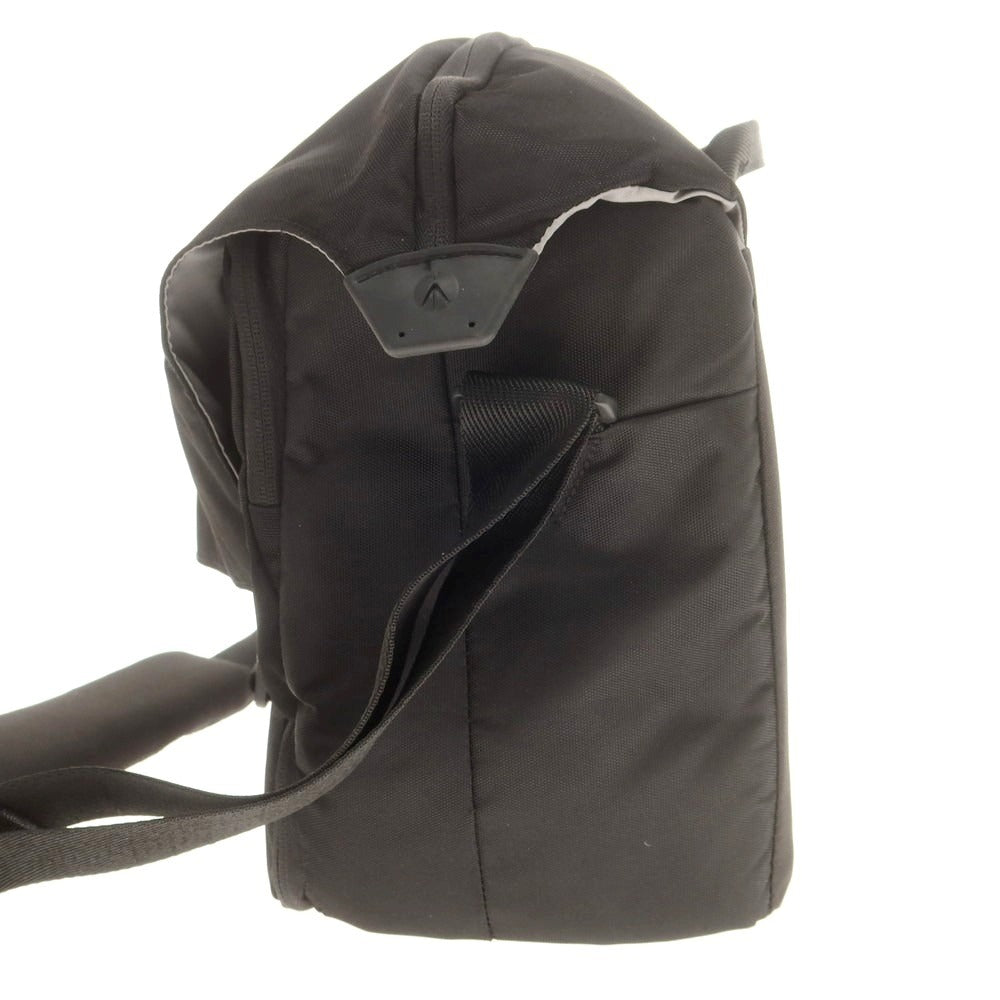 【中古】マンフロット Manfrotto ポリエステル ショルダーバッグ カメラバッグ ブラック【 状態ランクB 】【 メンズ 】