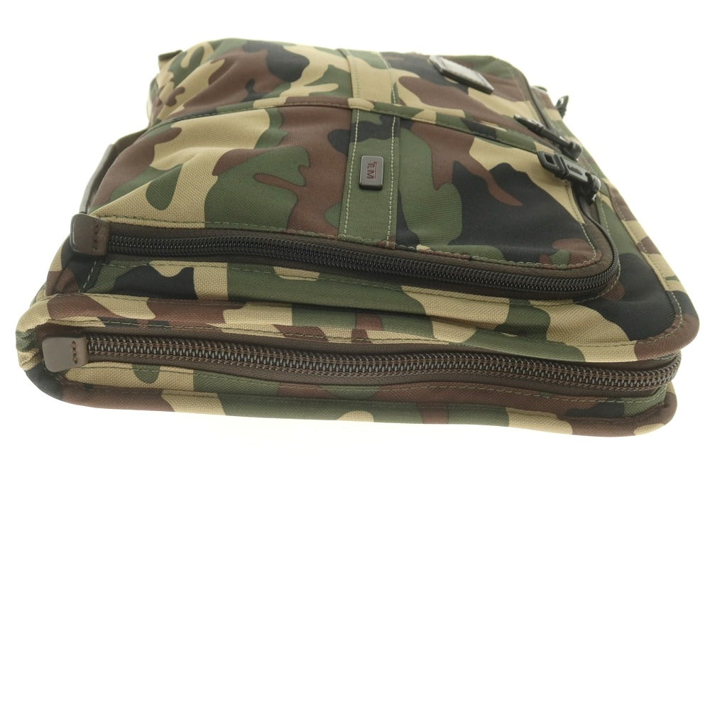 【中古】トゥミ TUMI SHIPS別注 カモフラージュ柄 クラッチバッグ オリーブベージュxブラウン【 状態ランクB 】【 メンズ 】