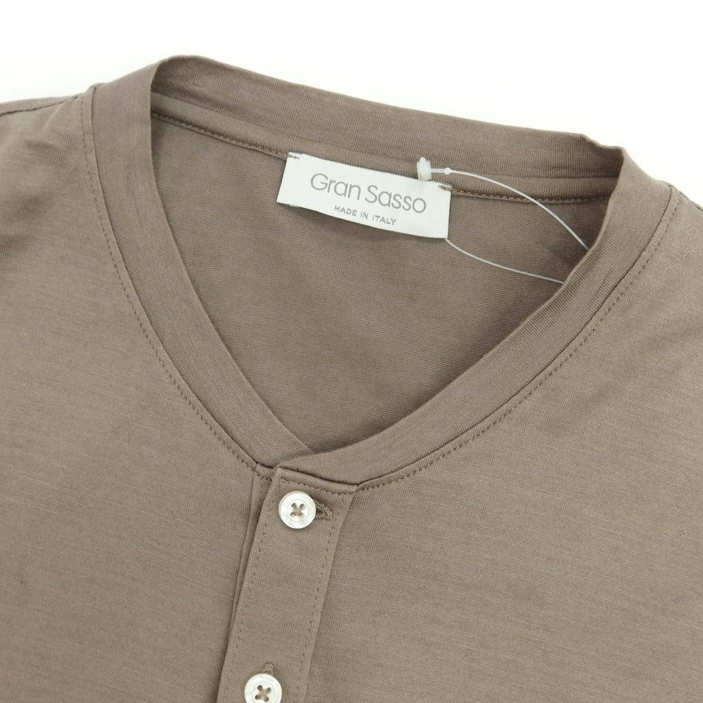 【中古】グランサッソ GRAN SASSO コットン ヘンリーネック 半袖Tシャツ アッシュブラウン【 44 】【 状態ランクB 】【 メンズ 】