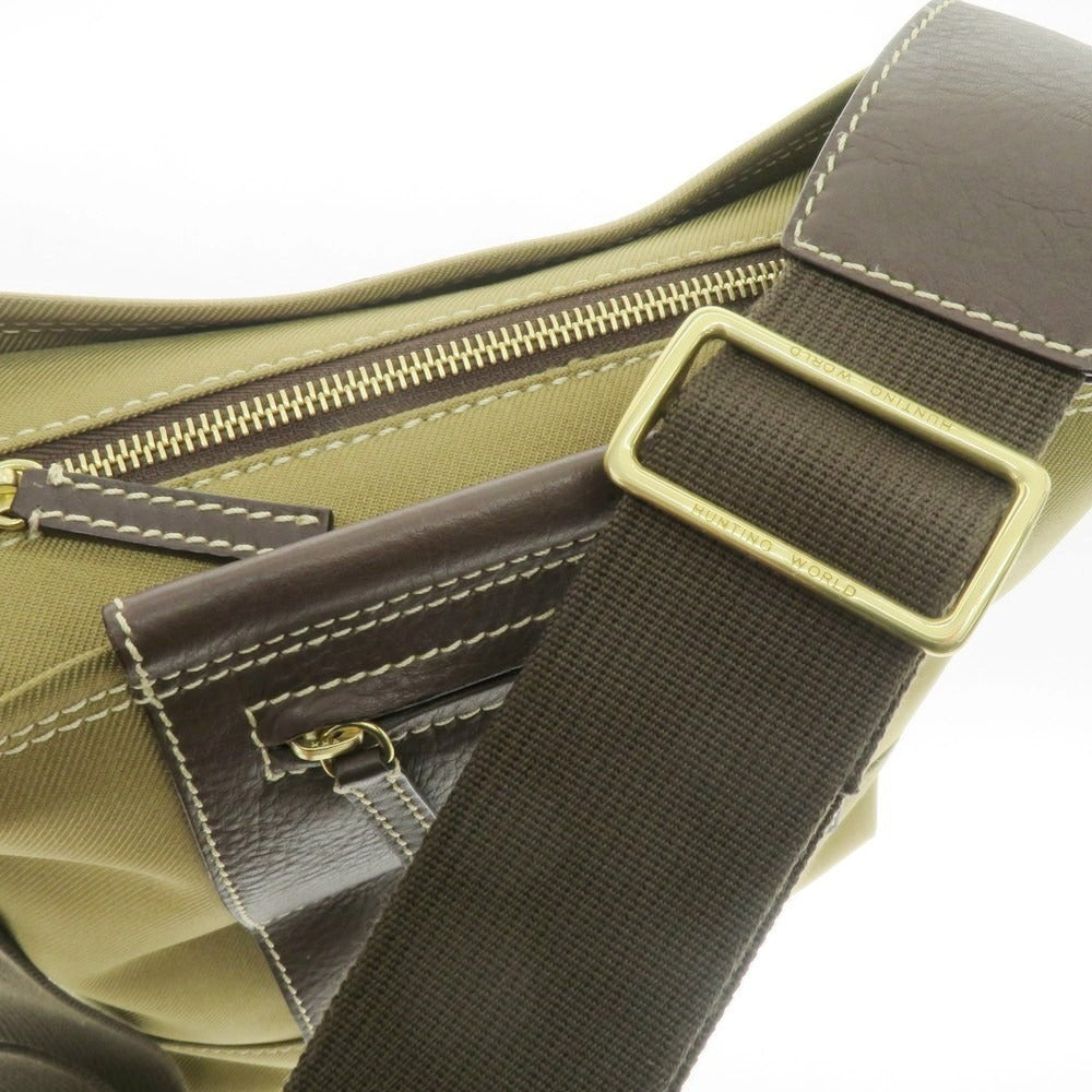 【中古】ハンティングワールド HUNTING WORLD サファリ キャンバス ショルダーバッグ ライトオーカー【 状態ランクB 】【 メンズ 】