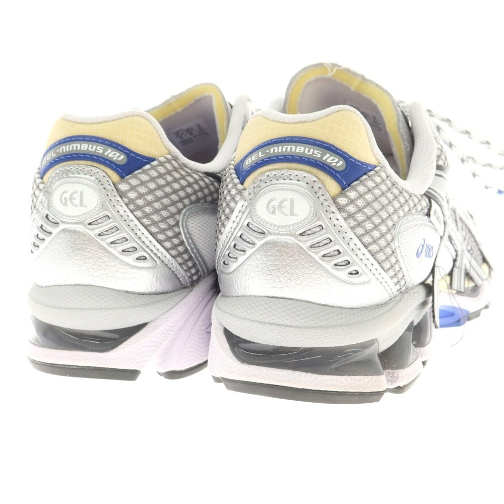 【中古】アシックス asics × INVINCIBLE 2025年春夏 Gel-Nimbus 10.1 スニーカー シルバーxホワイト×ブルー【 27cm 】【 状態ランクA 】【 メンズ 】