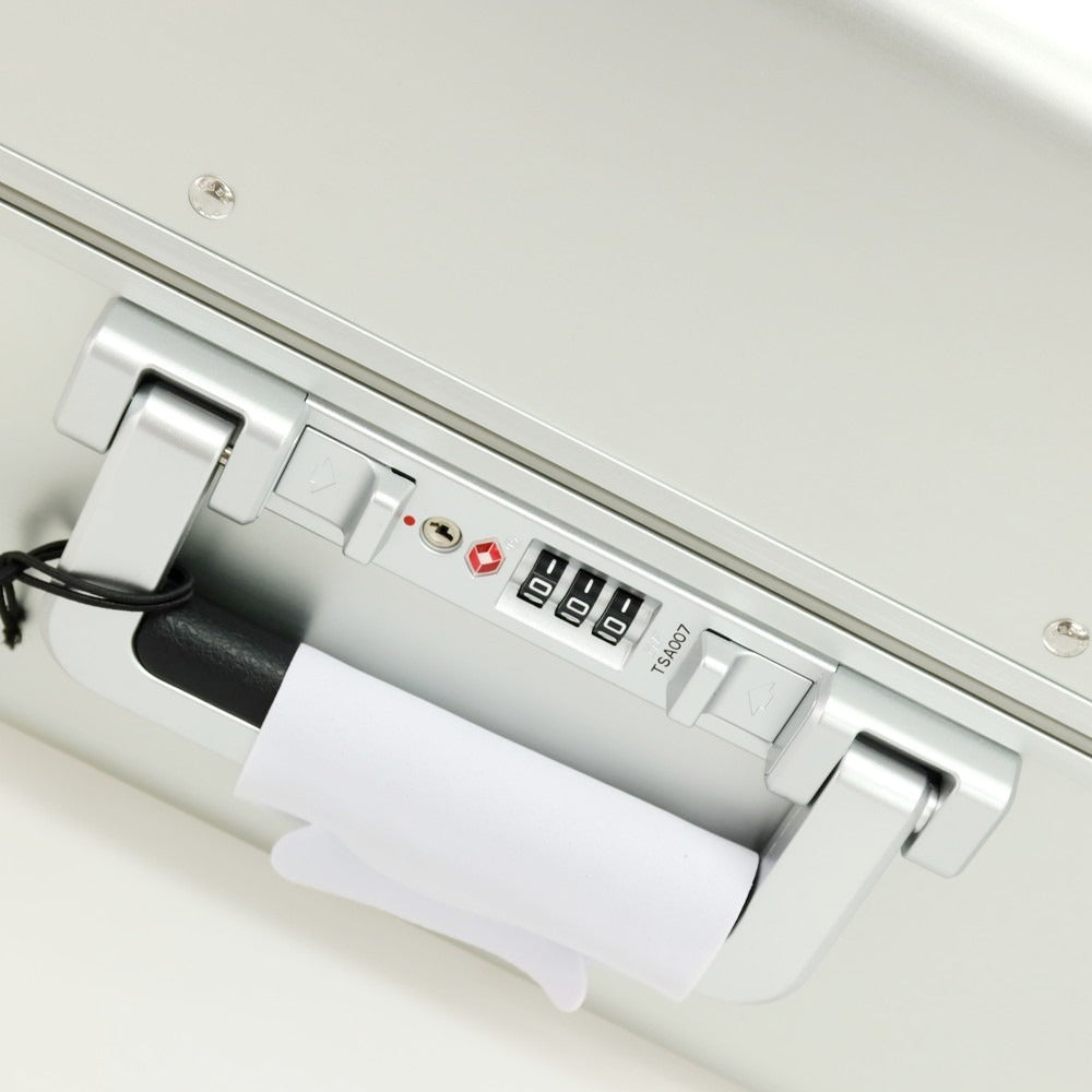 【中古】【未使用】ゼロハリバートン ZERO HALLIBURTON Heritage Line Continental Carry-On アルミニウム スーツケース シルバー【 34L 】【 状態ランクS 】【 メンズ 】