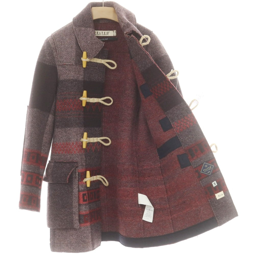 【中古】フェルテッドテーラードガーメンツ FELTED TAILORED GARMENTS ウール ダッフルコート ライトパープル系xレッド【 S 】【 状態ランクA 】【 メンズ 】