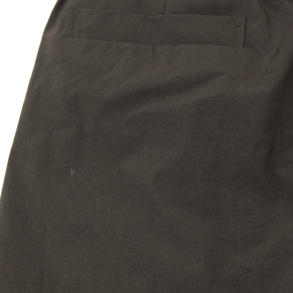 【中古】オム プリッセ イッセイミヤケ HOMME PLISSE ISSEY MIYAKE 2025年秋冬 ナイロン ワイドレッグ イージーパンツ ダークブラウン【 3 】【 状態ランクA 】【 メンズ 】