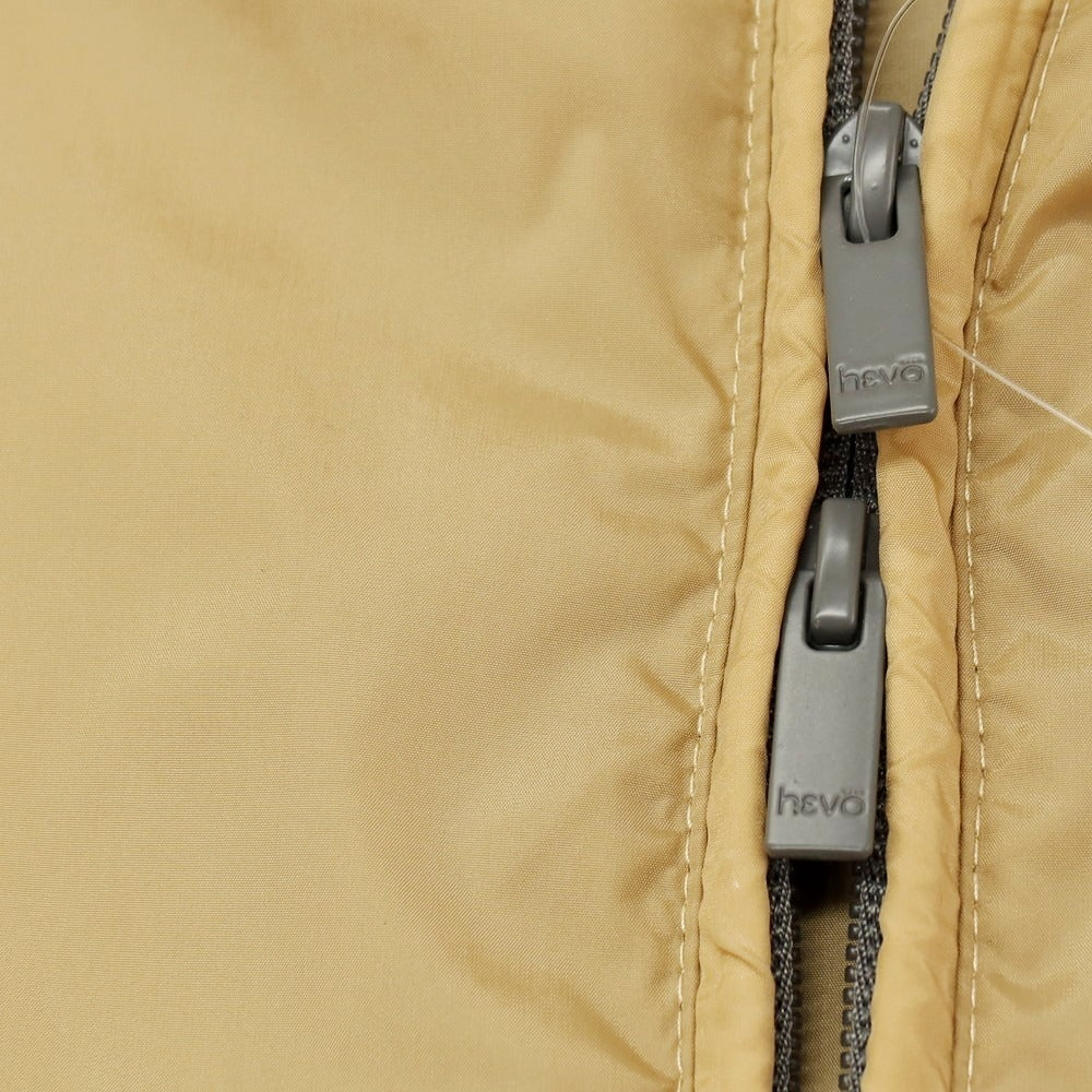【新品アウトレット】イーヴォ Hevo ナイロン フーデッドジップアップブルゾン ベージュ【サイズ54】【 状態ランクN- 】【 メンズ 】