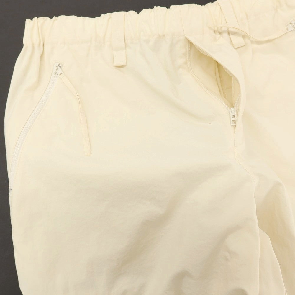 【中古】オム プリッセ イッセイミヤケ HOMME PLISSE ISSEY MIYAKE 2025年秋冬 ナイロン系 ストレートレッグ イージーパンツ オフホワイト【 表記なし(L位) 】【 状態ランクA 】【 メンズ 】