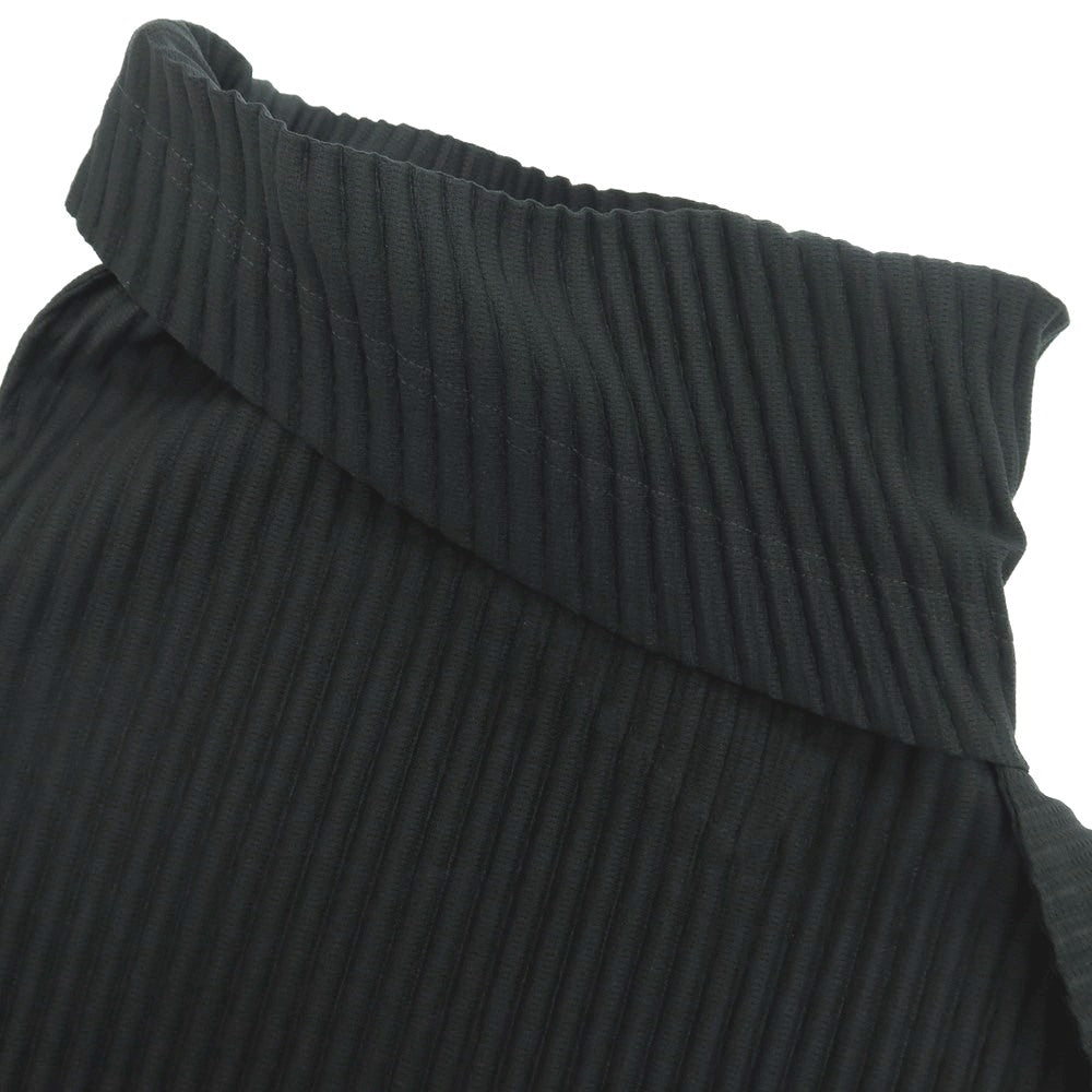 【中古】オム プリッセ イッセイミヤケ HOMME PLISSE ISSEY MIYAKE 2025年秋冬 ポリエステル系 プリーツ 長袖トップ ダークグレー【 表記なし(L位) 】【 状態ランクA 】【 メンズ 】