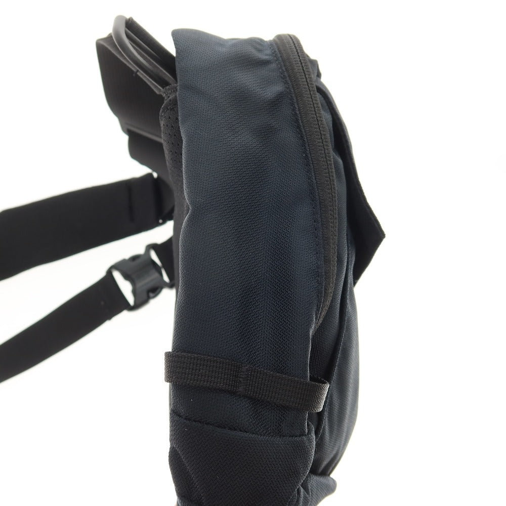 【中古】ミステリーランチ MYSTERY RANCH 297684 ナイロン ショルダーバッグ ブラックネイビー【 状態ランクA 】【 メンズ 】