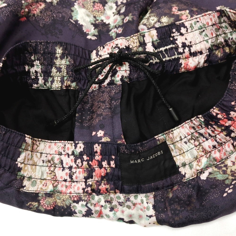 【中古】マークジェイコブス MARC JACOBS シルク 花柄×鶴 プリント ショートパンツ ネイビーxホワイト【サイズM】【 状態ランクB 】【 メンズ 】