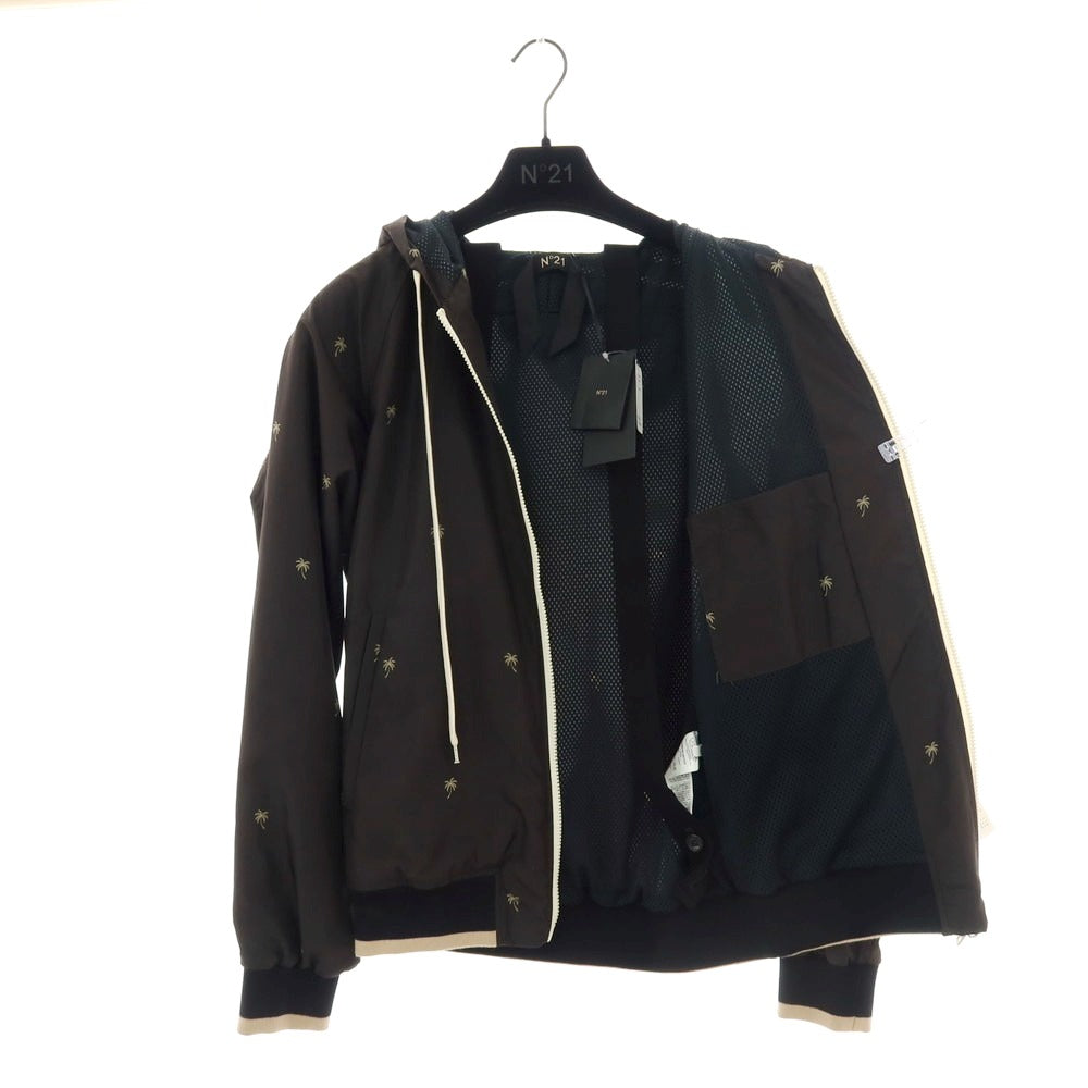 【新品アウトレット】ヌメロ ヴェントゥーノ N°21 ポリエステル 総ロゴ ジップアップフーデッドブルゾン ブラック【 S 】【 状態ランクN- 】【 メンズ 】