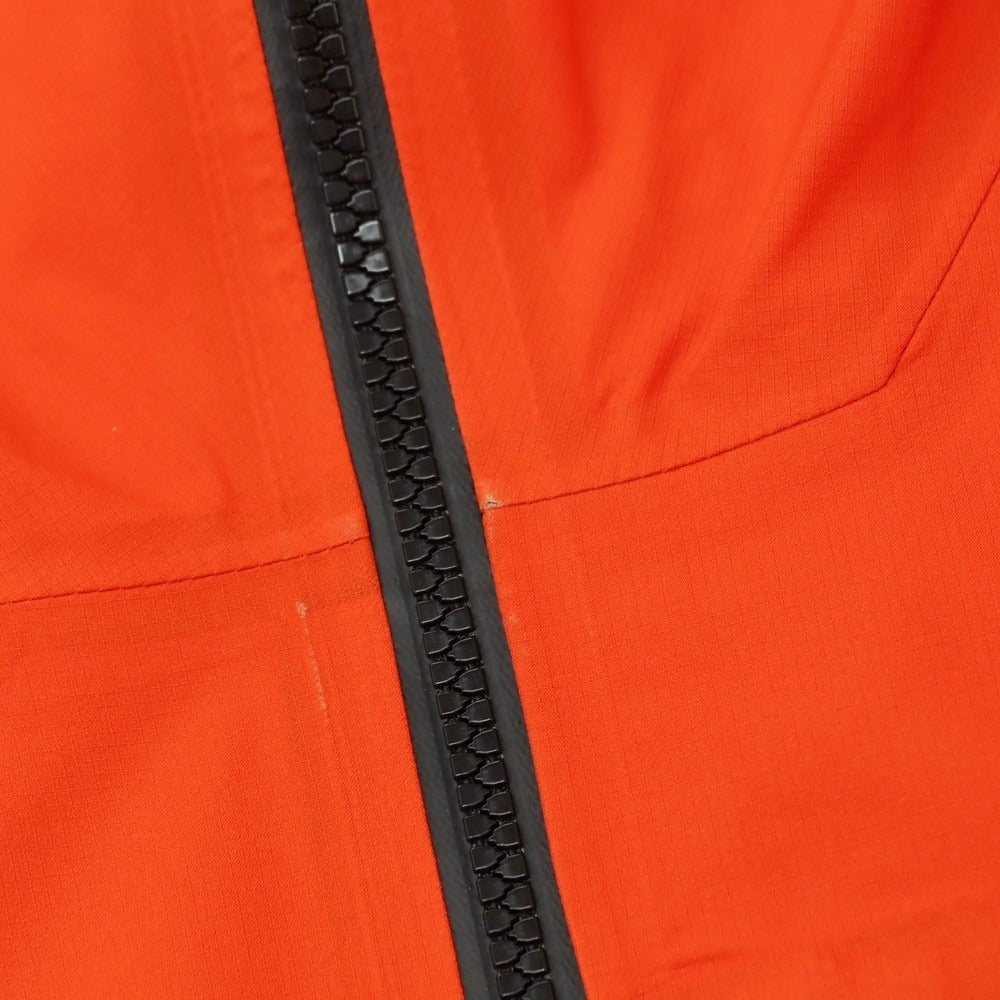 【中古】ザノースフェイス THE NORTH FACE SUMMIT SERIES FUTURELIGHT ポリエステル シェルジャケット レッドオレンジ【サイズM】【 状態ランクB 】【 メンズ 】