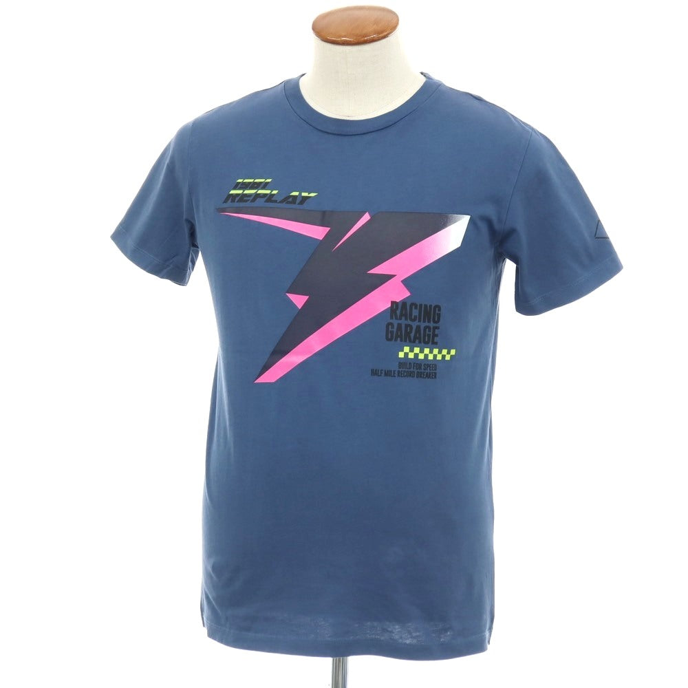 【新品アウトレット】リプレイ REPLAY コットン RACING GARAGE プリント クルーネック 半袖Tシャツ ダルブルー【サイズM】【 状態ランクN- 】【 メンズ 】