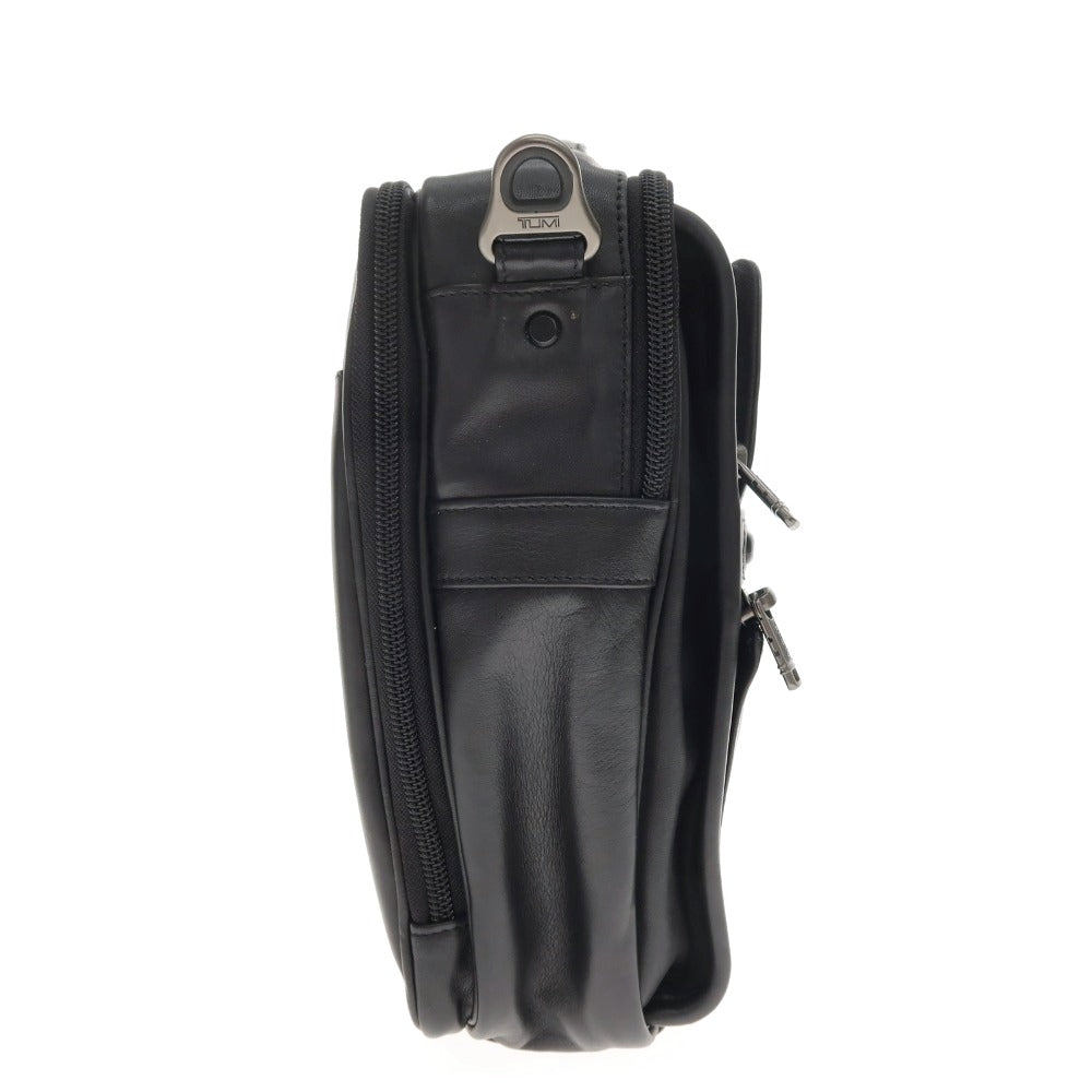 【中古】トゥミ TUMI 92106D4 レザー ショルダーバッグ ブラック【 状態ランクB 】【 メンズ 】