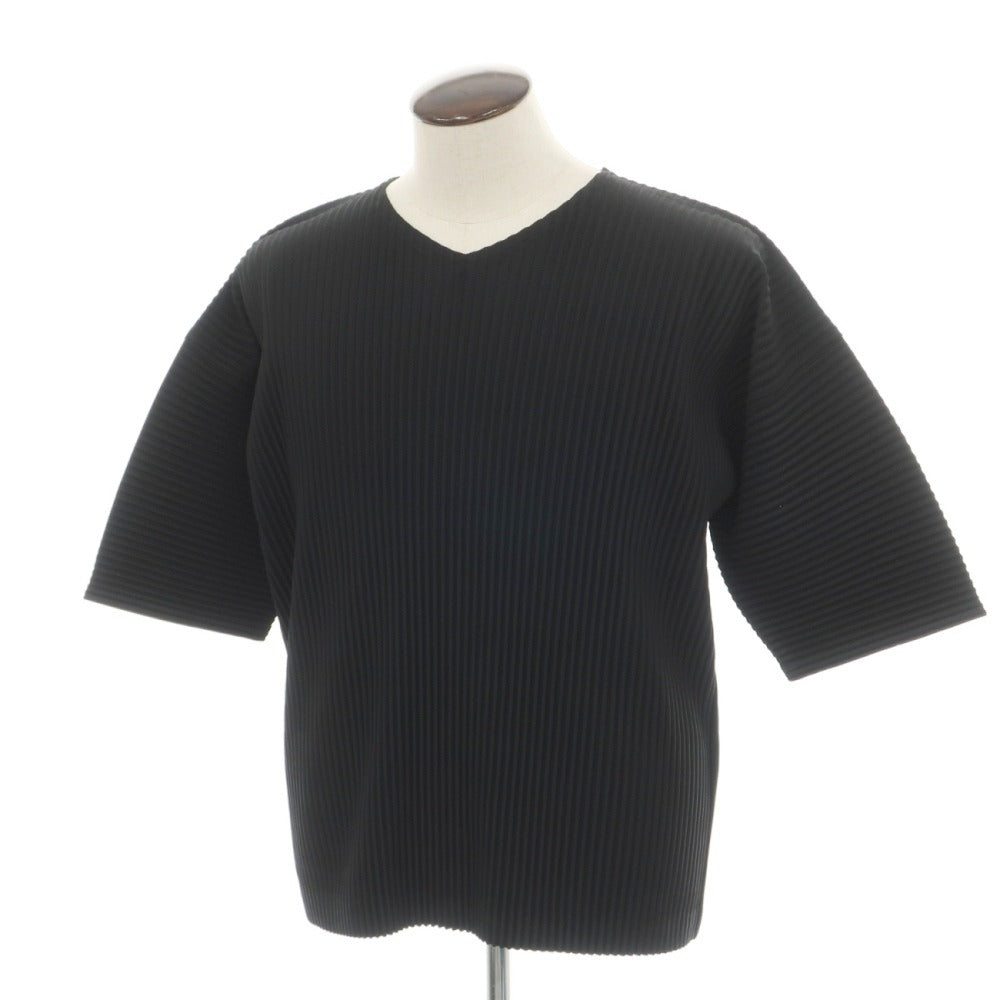 【中古】オム プリッセ イッセイミヤケ HOMME PLISSE ISSEY MIYAKE 2026年秋冬 プリーツ Vネック 半袖カットソー ブラック【サイズ表記なし(L位)】【 状態ランクA 】【 メンズ 】