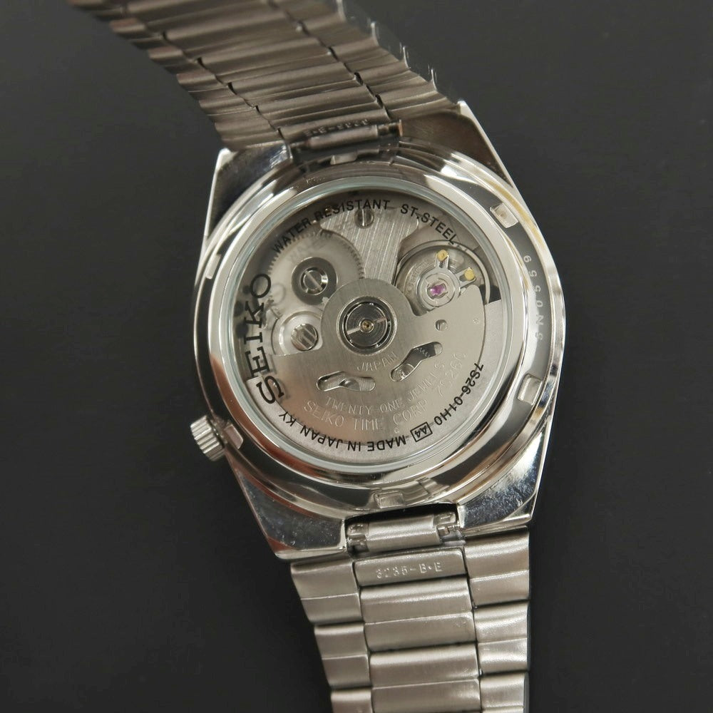 【中古】セイコー SEIKO SEIKO 5 蓄光文字盤 腕時計 シルバーxブラック【 状態ランクA 】【 メンズ 】