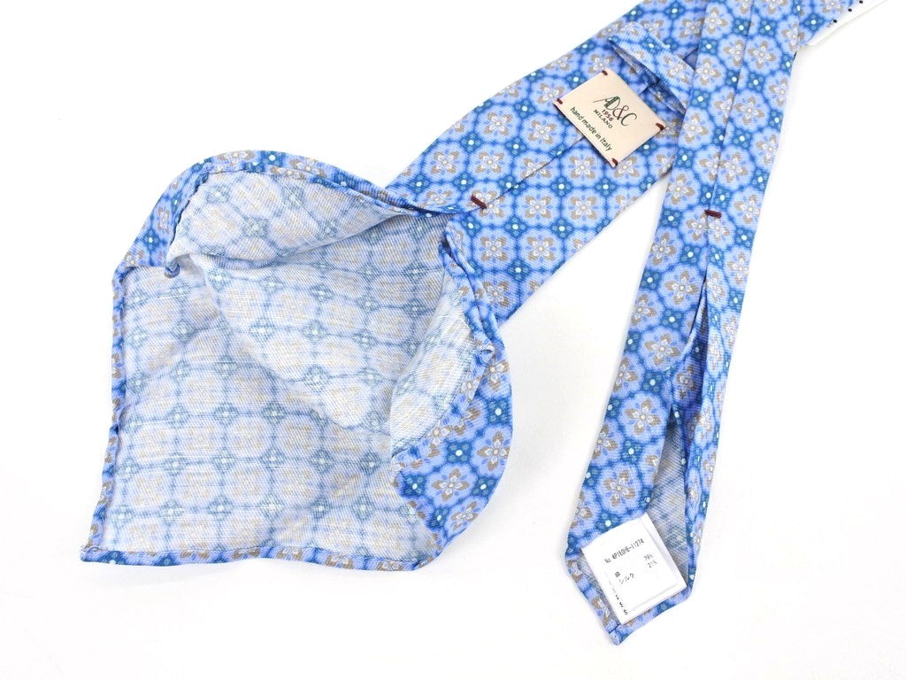 【新品アウトレット】アーディーアンドシー AD&C 1956 小紋柄ネクタイ
 サックス系【BLU】【S/S】【状態ランクN-】【メンズ】
【778890】 EPD