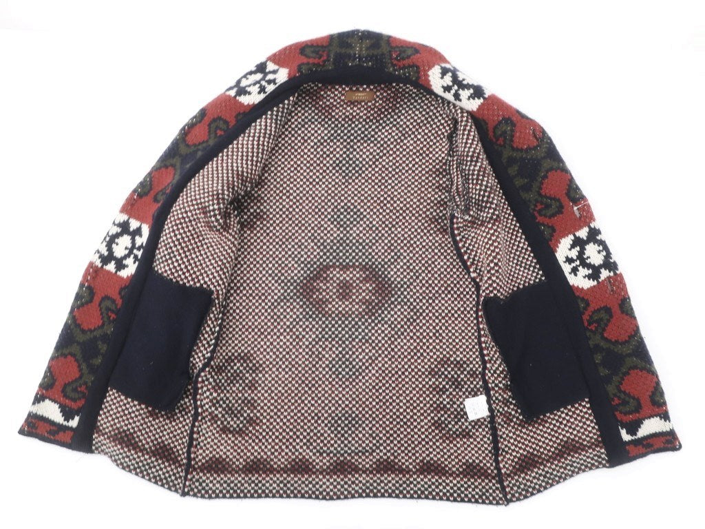 【中古】ヴァンドリ Vandori その他コート
ネイビーxテラコッタ【サイズ2】【NVY】【A/W】【状態ランクC】【メンズ】
【778889】 DPD