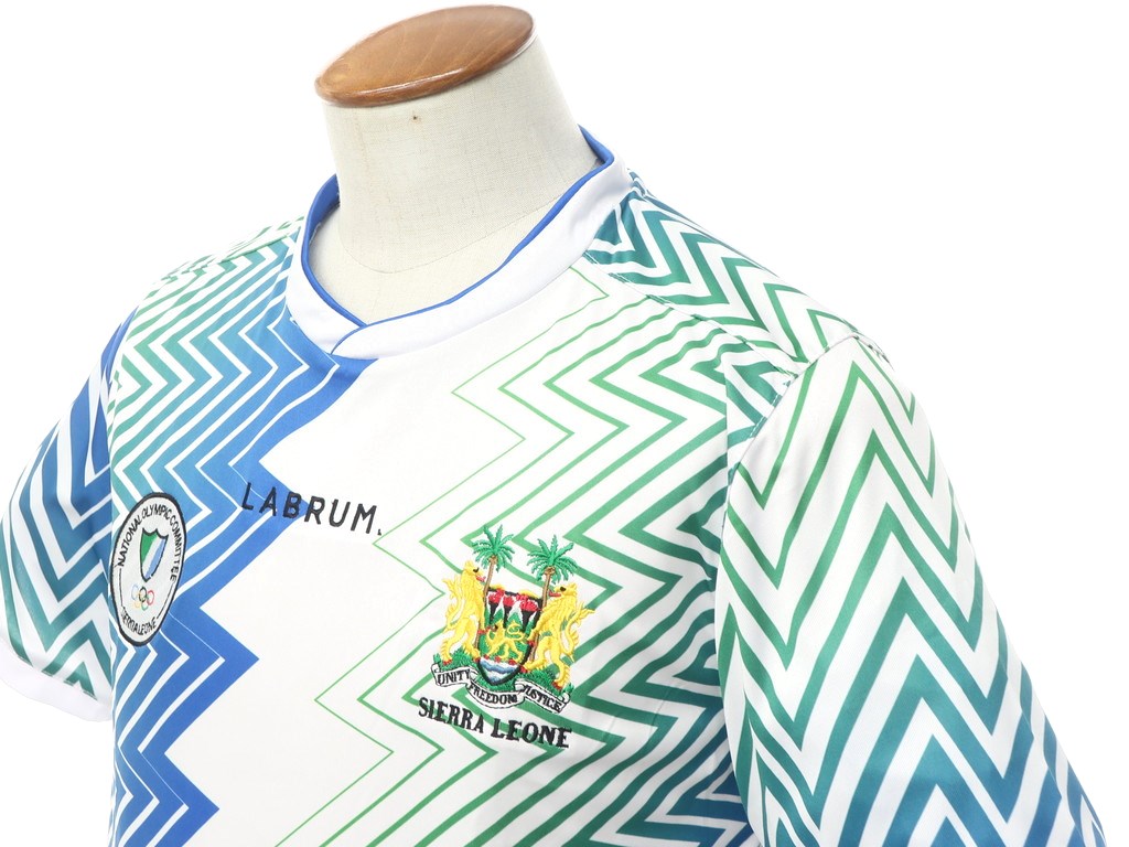 【新品アウトレット】ラブラム ロンドン LABRUM LONDON 半袖Tシャツ
 ホワイト×ブルー×グリーン【サイズM】【WHT】【S/S】【状態ランクN-】【メンズ】 EPD