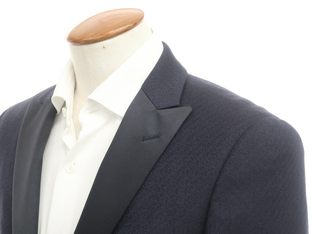 【新品アウトレット】タリアトーレ TAGLIATORE カジュアルジャケット
ネイビー【サイズ46】【NVY】【A/W】【状態ランクN-】【メンズ】 CPD