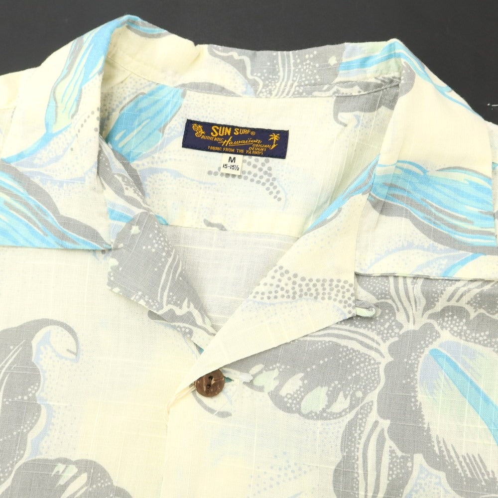 【中古】【未使用】サンサーフ SUN SURF ハイビスカス柄 半袖シャツ
 オフホワイトxグレーxライトブルー【サイズM】【WHT】【S/S】【状態ランクS】【メンズ】
【769487】 BPD
