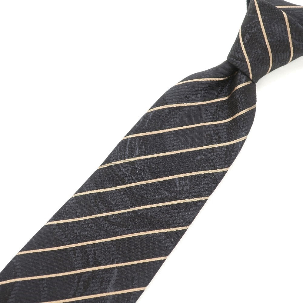 【中古】ジョルジオアルマーニ GIORGIO ARMANI ストライプ柄ネクタイ
ダークグレーxベージュ【サイズ-】【GRY】【S/S/A/W】【状態ランクB】【メンズ】
【778978】 APD