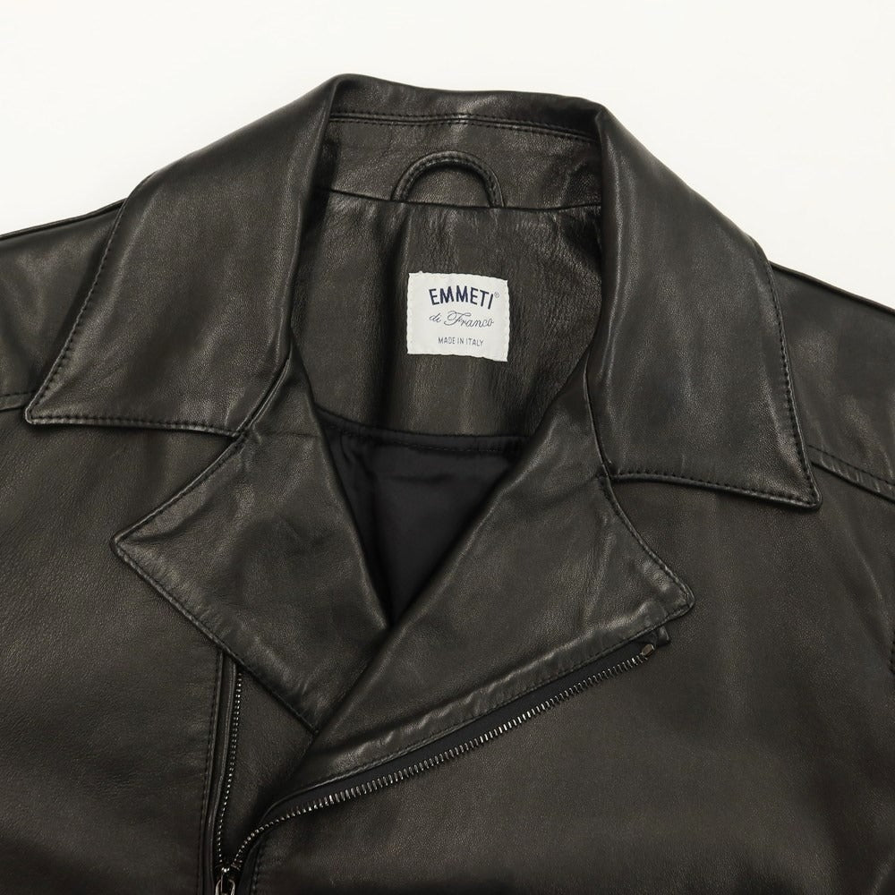 【中古】エンメティ EMMETI ライダースジャケット
ブラック【サイズ48】【BLK】【A/W】【状態ランクB】【メンズ】
【778771】