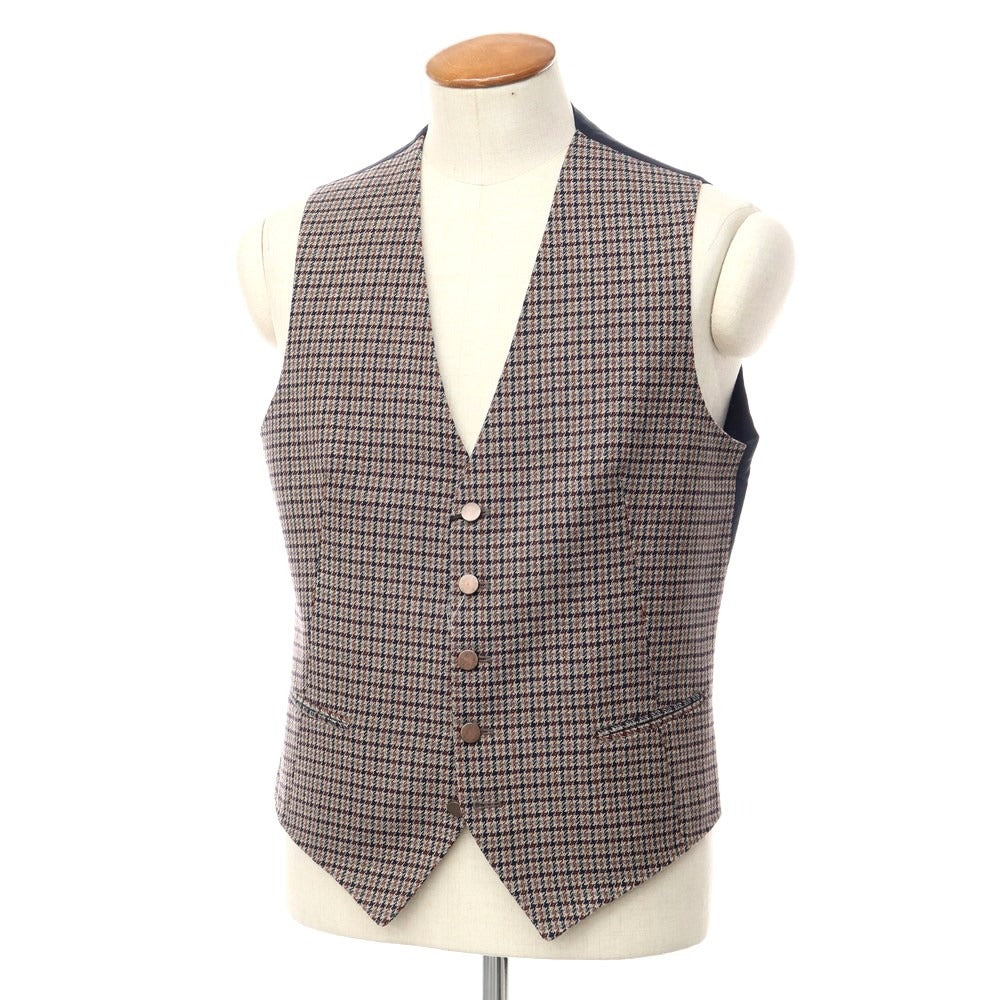 【新品】タリアトーレ TAGLIATORE BRIAN/F カジュアル系ジレ
グレージュxブラウン【サイズ48】【BEI】【A/W】【状態ランクN】【メンズ】
【769877】 APD
