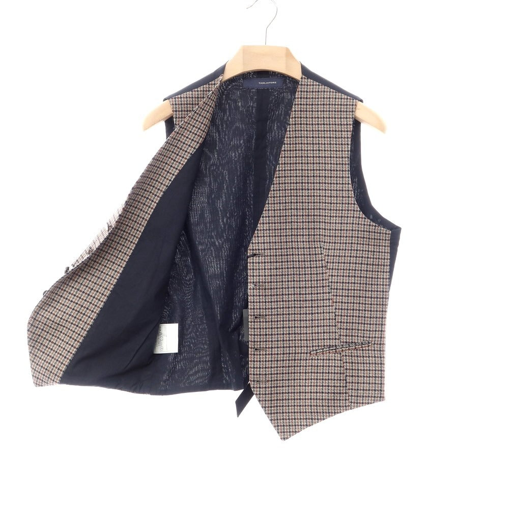 【新品】タリアトーレ TAGLIATORE BRIAN/F カジュアル系ジレ
グレージュxブラウン【サイズ48】【BEI】【A/W】【状態ランクN】【メンズ】
【769877】 APD