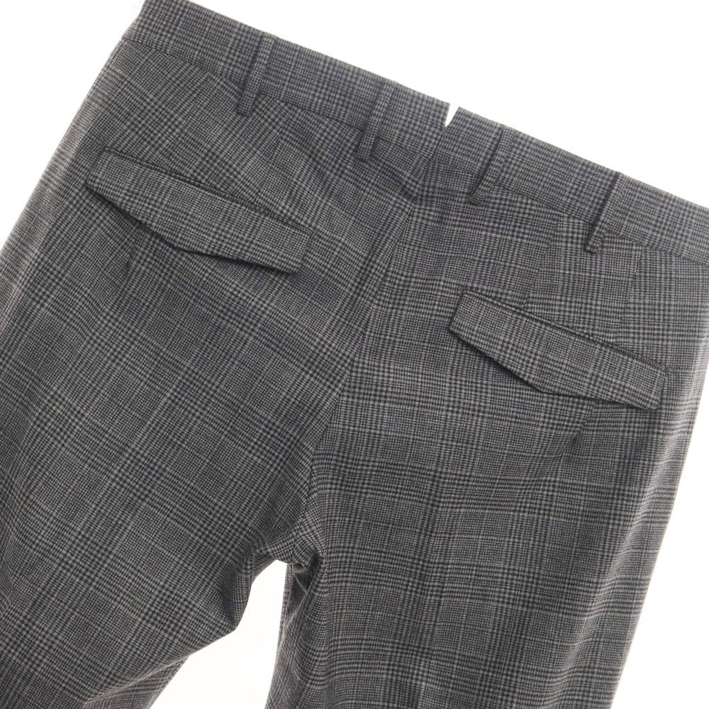 【新品】ピーティートリノ PT TORINO ドレススラックスパンツ
グレー【サイズ48】【GRY】【A/W】【状態ランクN】【メンズ】
【769779】 APD