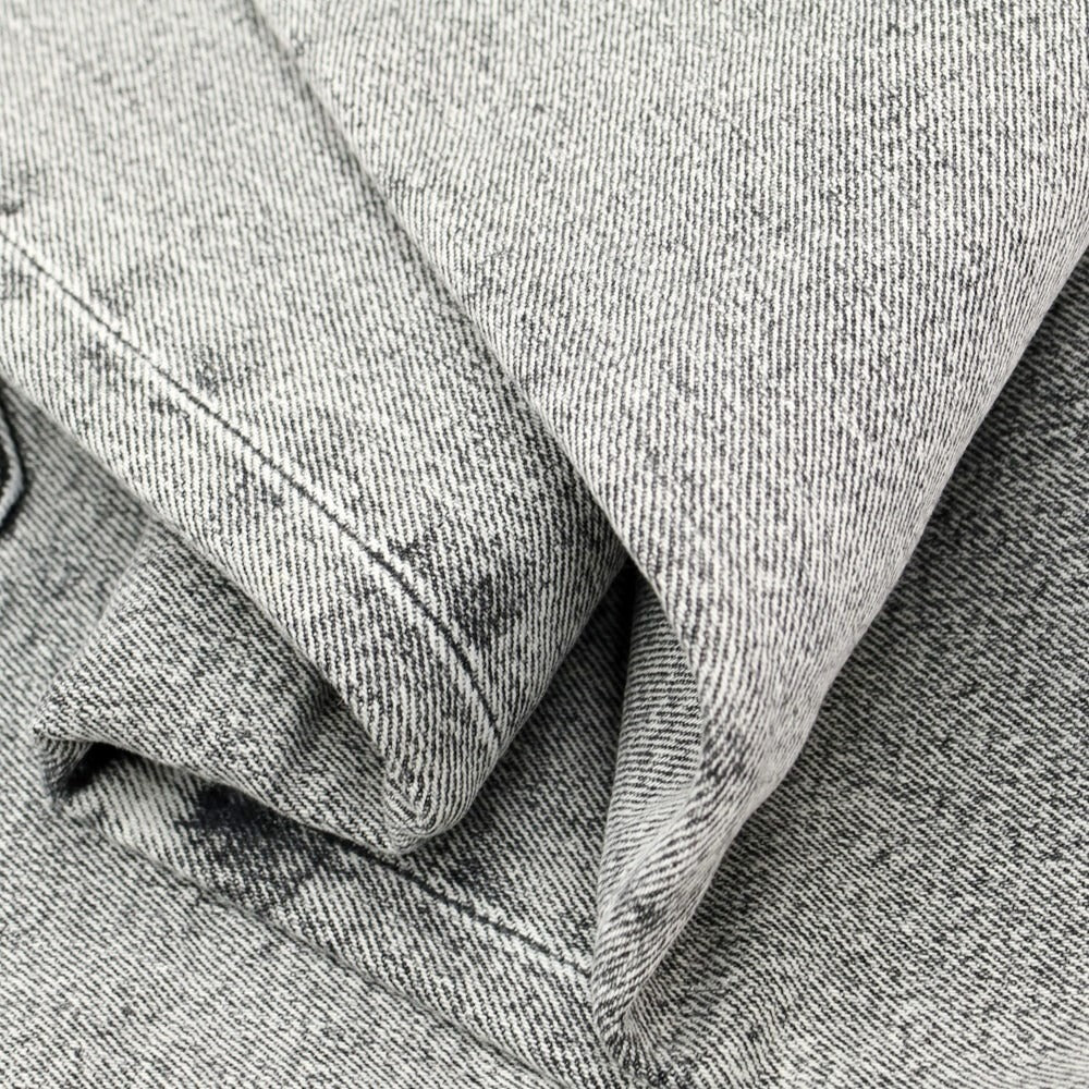 【新品】ピーティートリノ デニム PT TORINO DENIM ROCK デニムパンツ
ウォッシュブラック【サイズ32】【BLK】【S/S/A/W】【状態ランクN】【メンズ】
【769582】 CPD