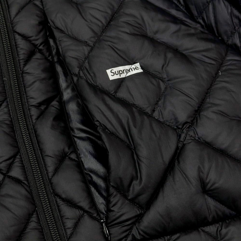 【中古】シュプリーム Supreme 2022年春夏 Spellout Quilted Lightweight Down Jacket ダウンジャケット
ブラック【サイズL】【BLK】【A/W】【状態ランクD】【メンズ】
【769398】 APD