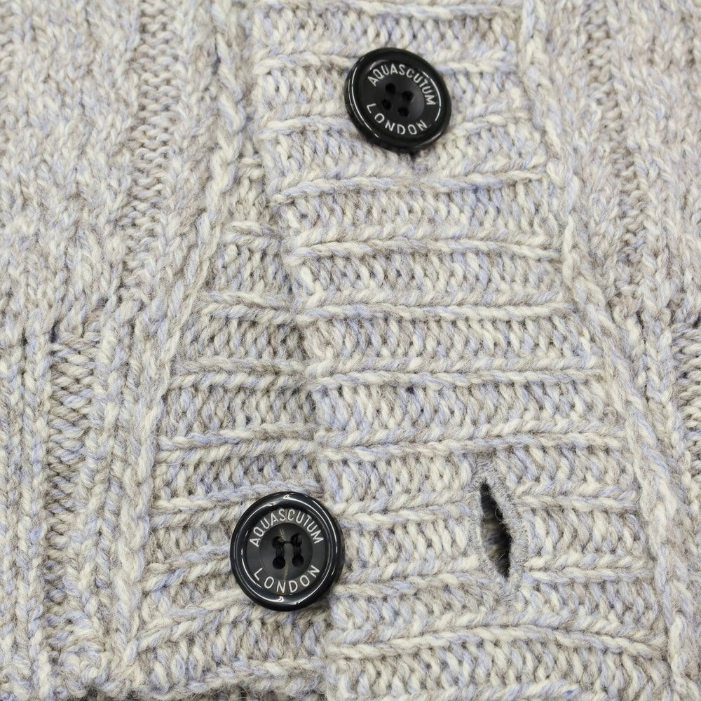 【中古】【未使用】アクアスキュータム Aquascutum ミドルゲージウール ケーブル編み ショールカラーカーディガン グレー系xブルー【サイズM】【GRY】【A/W】【状態ランクS】【メンズ】【769078】
