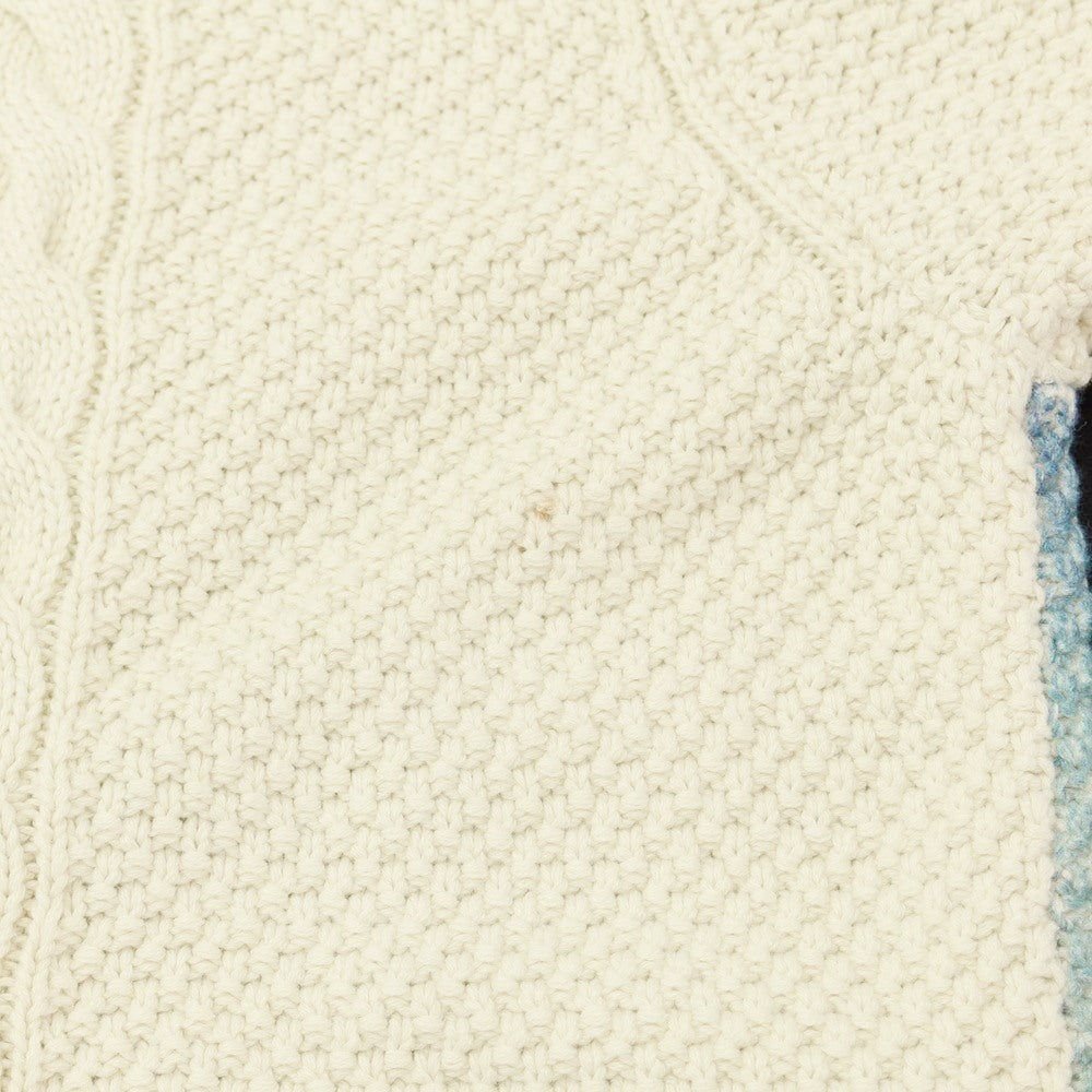 【中古】シュプリーム Supreme 2023年春夏 Kurt Cobain Sweater ケーブル編み ミドルゲージコットン プリント ニット オフホワイトxブルー系【サイズL】【WHT】【S/S】【状態ランクB】【メンズ】【769296】