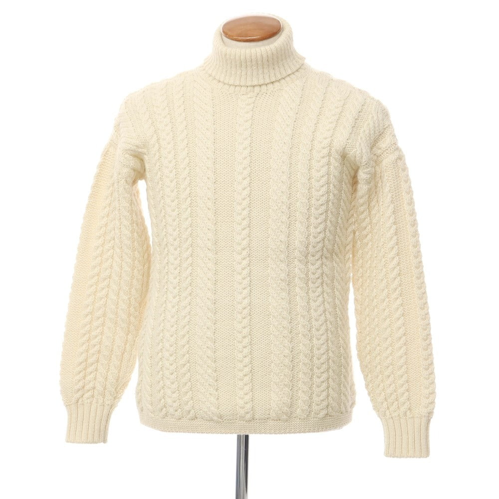 【中古】ガンジーウーレンズ GUERNSEY WOOLLENS ローゲージウール ケーブル編み タートルネックニット アイボリー【サイズ38