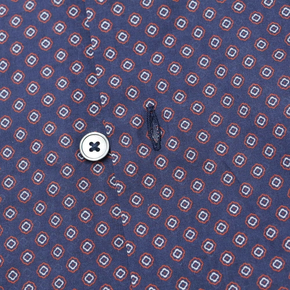 【新品】バグッタ Bagutta コットン ワイドカラー カジュアルシャツ
ネイビーxダークレッド【サイズ38】【NVY】【S/S/A/W】【状態ランクN】【メンズ】
【759780】