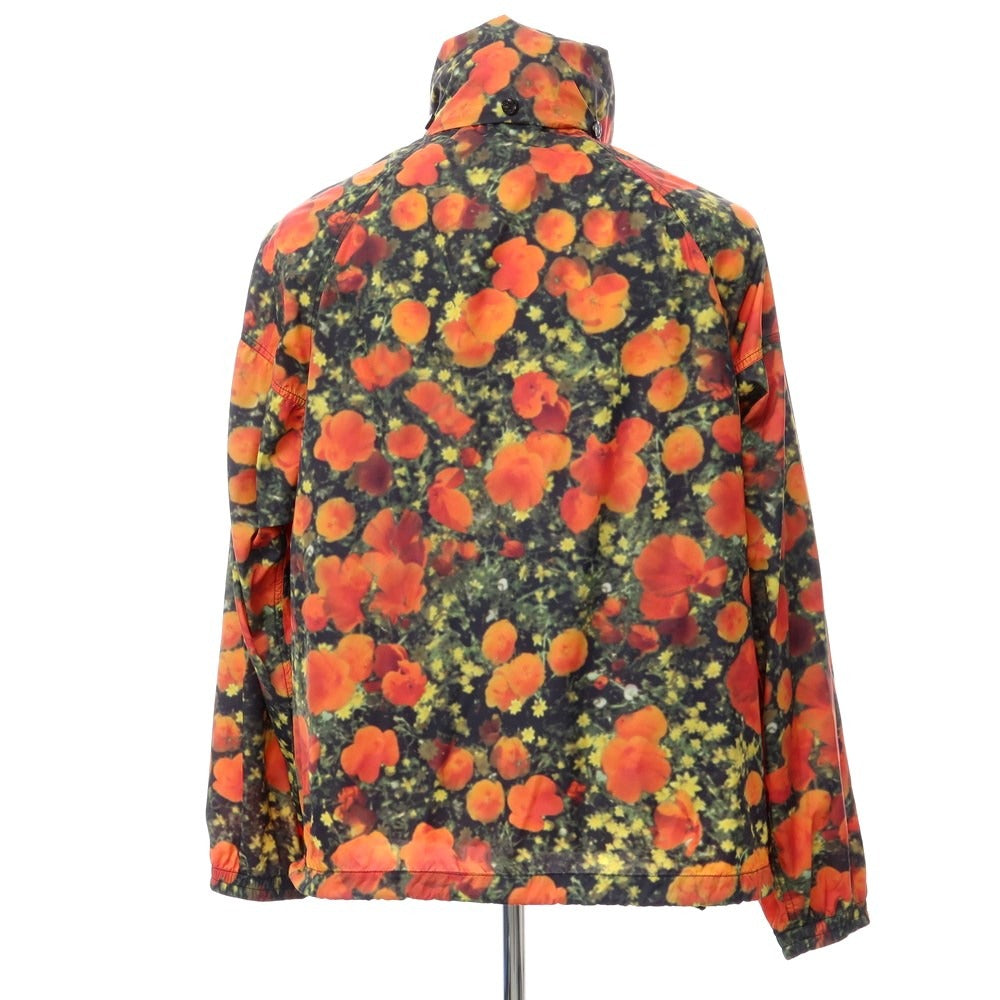 【中古】ルイ ヴィトン LOUIS VUITTON POPPIES DOROTHY GRAPHIC WINDBREAKER ナイロン マウンテンパーカー グリーンxレッド【サイズ46】【 状態ランクA 】【 メンズ 】 [EPD]